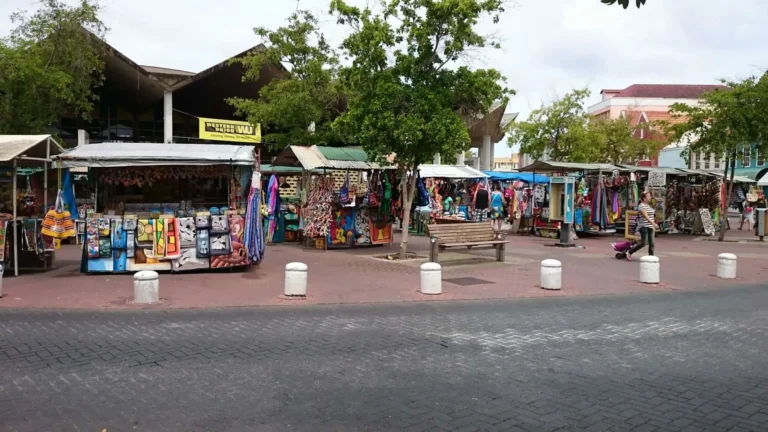 The Real Curaçao Beyond the Resorts